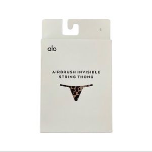 New Alo leopard invisible thong. Seamless NEVER been worn, still in unopened box